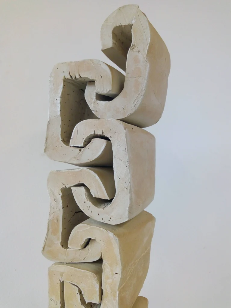 XL-The scale of chaos-NOYA