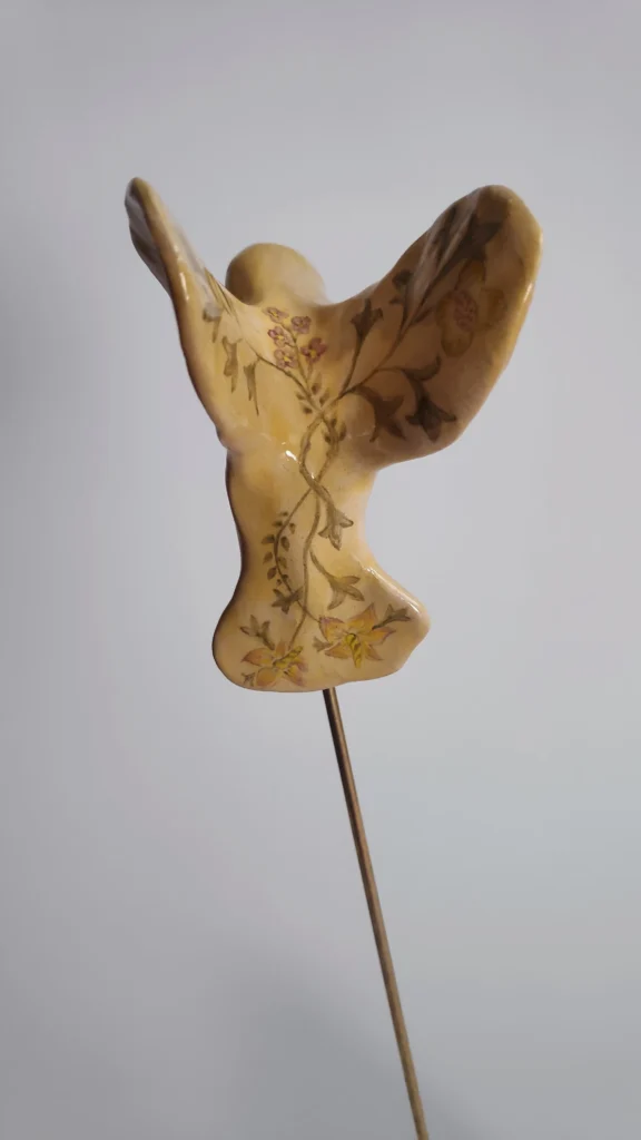 NOYA, William Morris-Golden Lily from "Timeless" series, 2026, 37x18x12 cm